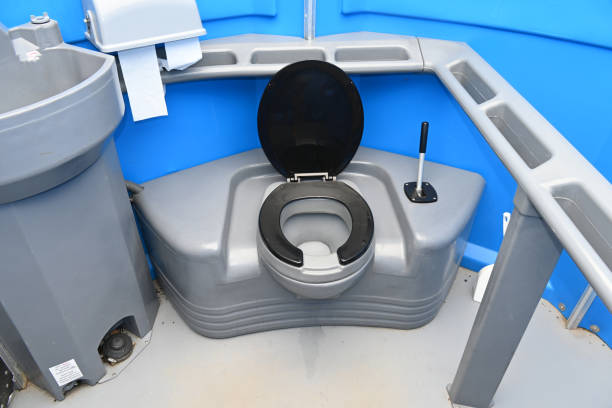 Best Long-term porta potty rental  in Des Moines, IA